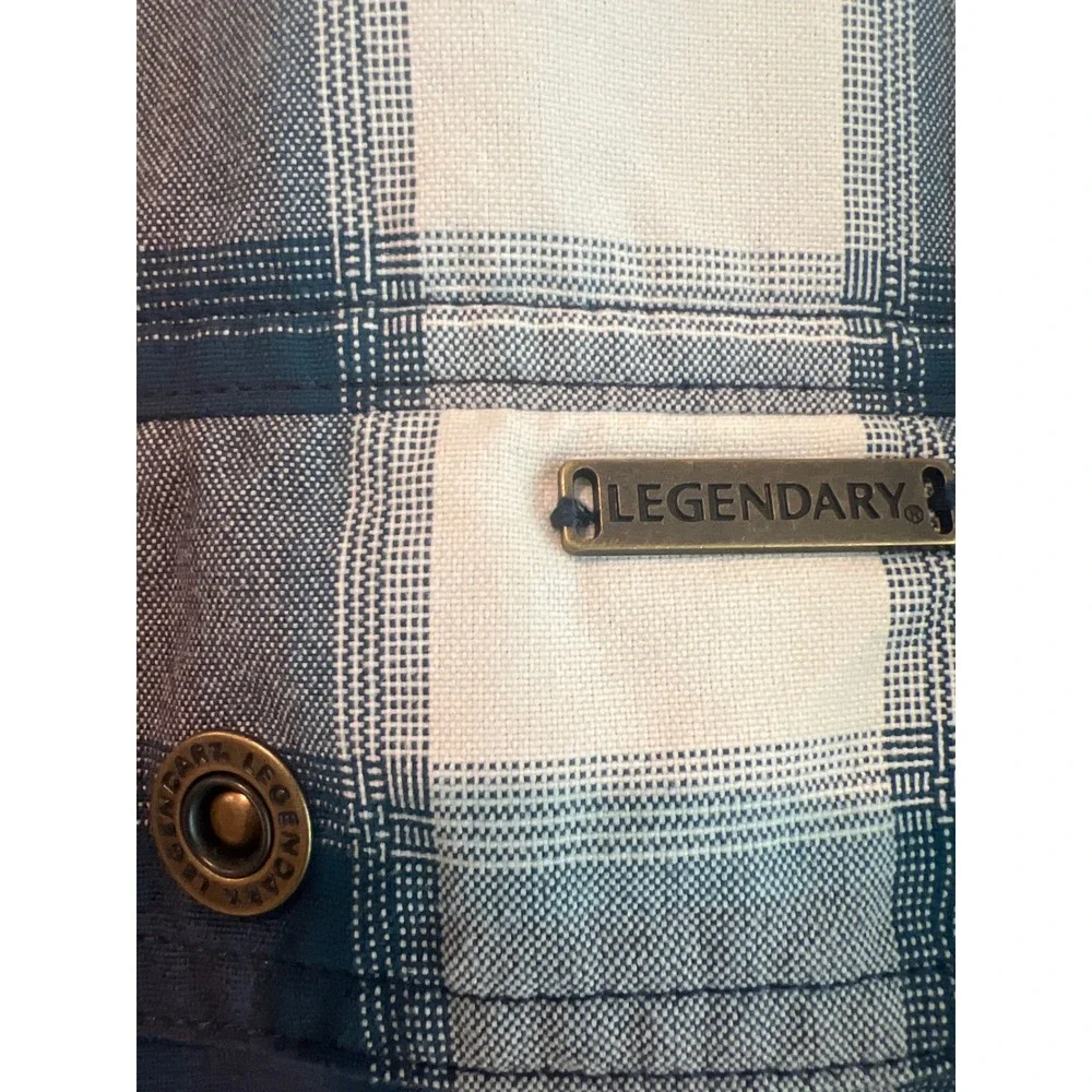 Legendary Outdoors‎ Mens Large Plaid Button Up Long Sleeve Shirt Navy Blue White - Picture 3 of 7